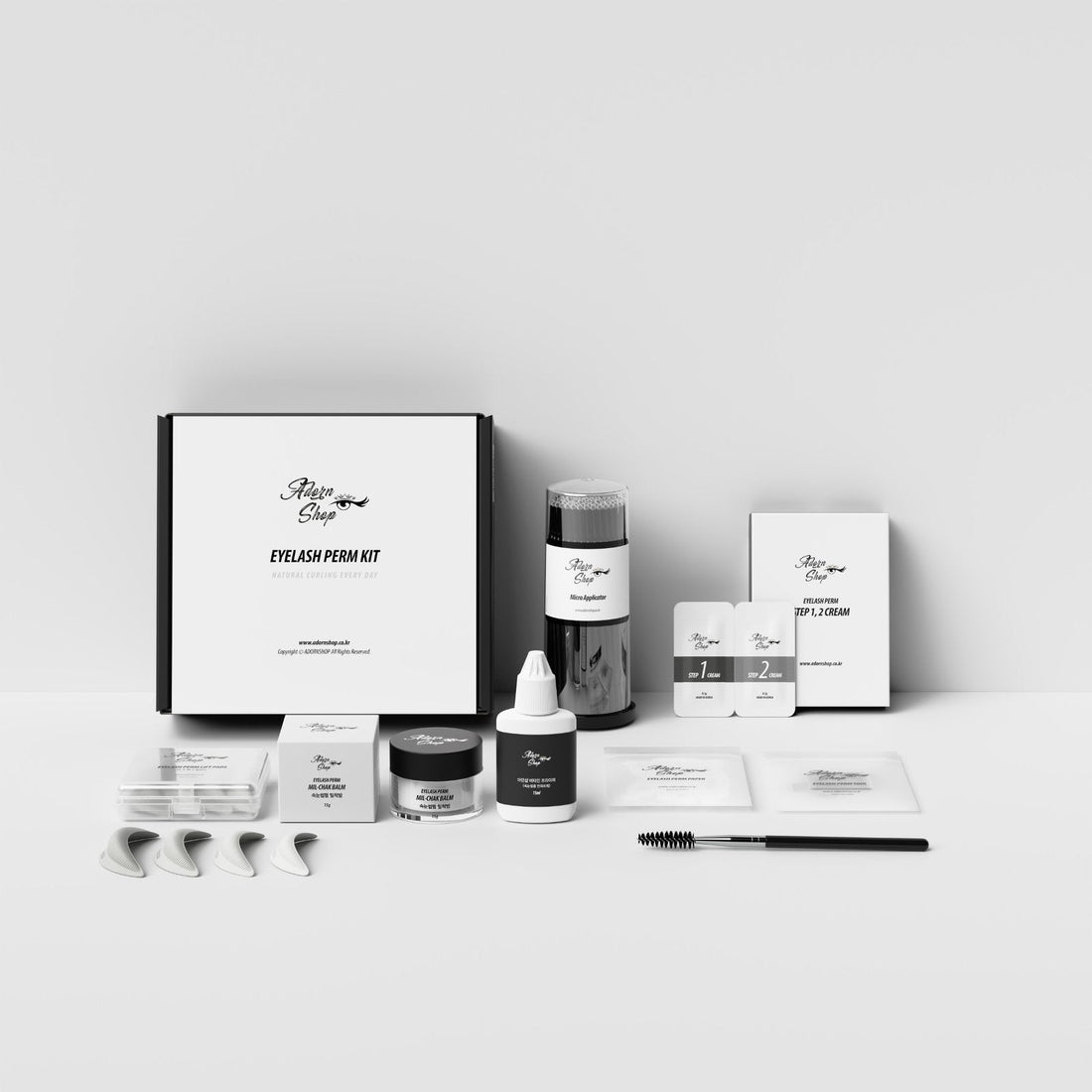 😶 I Stopped Wearing Eyeliner—and No One Noticed